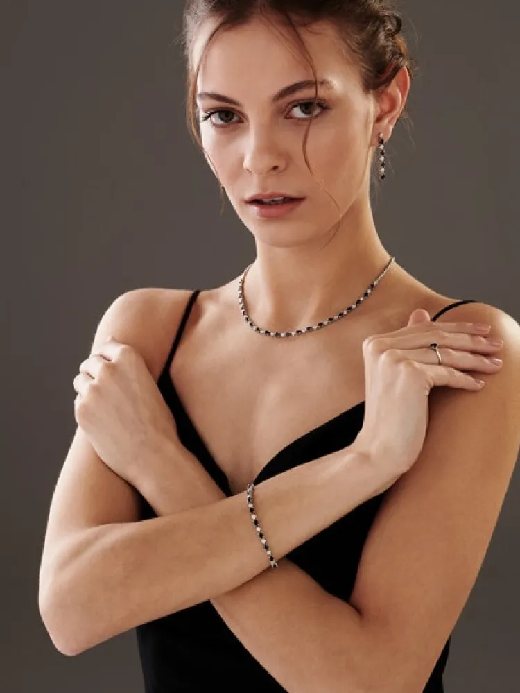 Apart Bransoletka z białego złota z diamentami i szafirami - 18 cm - próba 585< Wszystkie