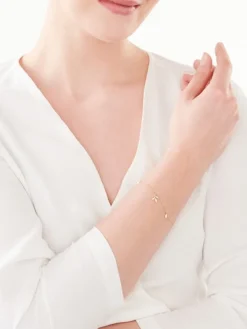 Apart Bransoletka z żółtego złota z diamentem - liście - 0,004 ct - próba 375< Wszystkie