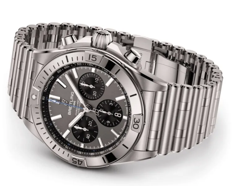 New Breitling Chronomat B01 42