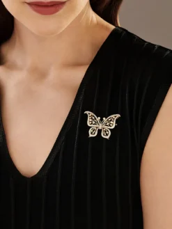 Discount Apart Broszka - zawieszka z żółtego złota z brylantami - motyl - 1,35 ct - próba 750