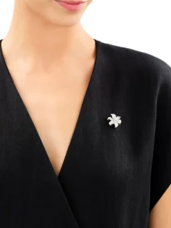 Outlet Apart Broszka z żółtego złota z brylantami - kwiat - 1,00 ct - próba 585