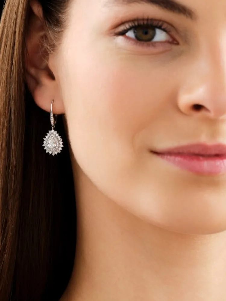 Apart Kolczyki z białego złota z diamentami - 1,74 ct - próba 585< Kolczyki Z Diamentami