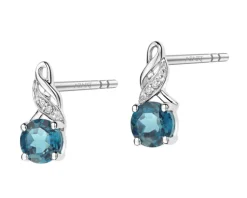Discount Apart Kolczyki z białego złota z diamentami i topazami London Blue - próba 585