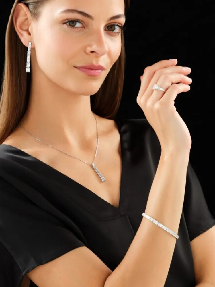 Apart Kolczyki z białego złota z diamentami - 1,99 ct - próba 750< Kolczyki Z Diamentami