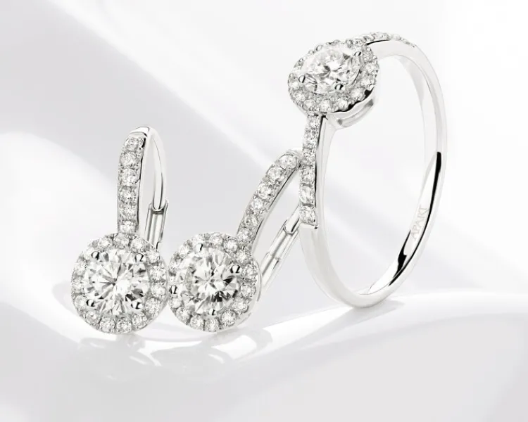 Outlet Apart Kolczyki z białego złota z brylantami - 0,94 ct - próba 585