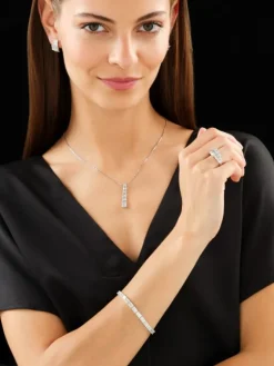 Apart Kolczyki z białego złota z diamentami - 1,54 ct - próba 750< Kolczyki Z Diamentami