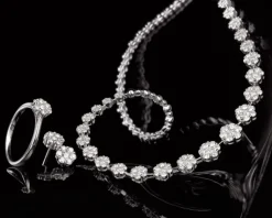 Apart Kolczyki z białego złota z brylantami - 0,41 ct - próba 585< Kolczyki Z Diamentami