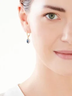 Apart Kolczyki z żółtego i białego złota z diamentami i szafirami - próba 585< Kolczyki Z Diamentami