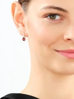 Apart Kolczyki z żółtego złota z brylantami i granatami - próba 585< Wszystkie