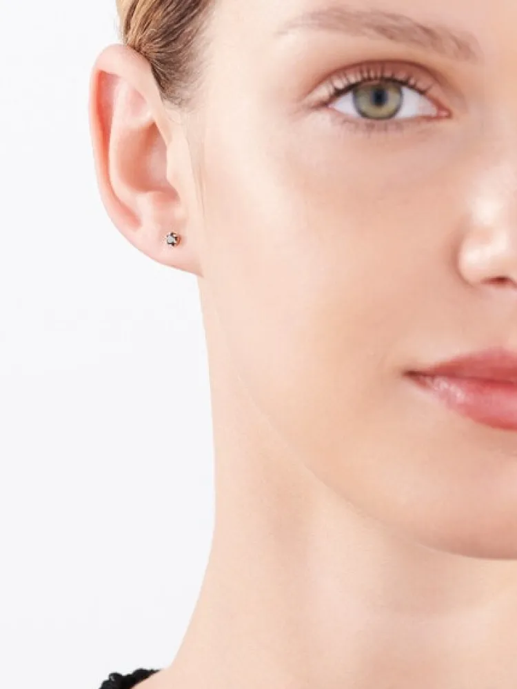 New Apart Kolczyki z żółtego złota z czarnymi brylantami - 0,16 ct - próba 375