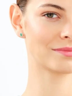 Apart Kolczyki z żółtego złota z diamentami i szmaragdami - próba 585< Wszystkie
