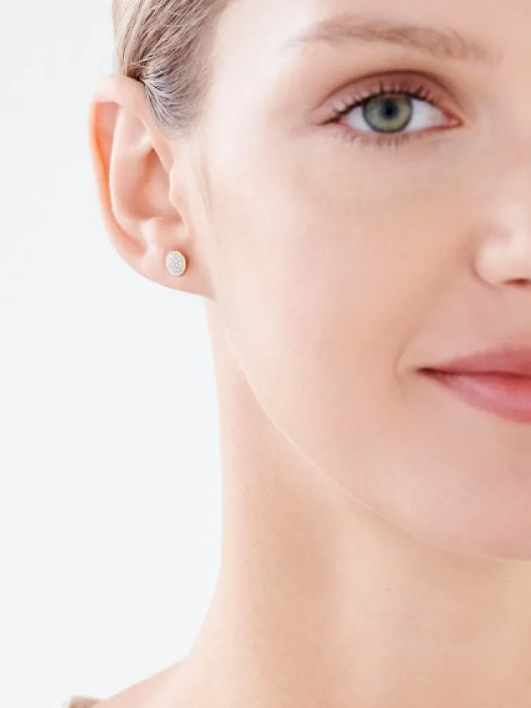 Apart Kolczyki z żółtego złota z diamentami - 0,10 ct - próba 585< Wszystkie