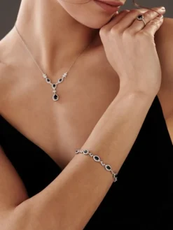 Outlet Apart Naszyjnik z białego złota z diamentami i szafirami - próba 585