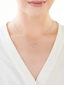 New Apart Naszyjnik z białego złota z diamentem - kwiat, róża, serce - 0,005 ct - próba 585