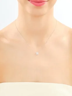 Discount Apart Naszyjnik z białego złota z diamentami - 0,14 ct - próba 585