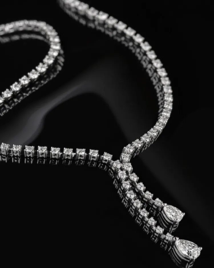 Apart Naszyjnik z białego złota z diamentami - 43 cm - 7,85 ct - próba 750< Naszyjniki