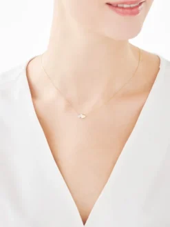 Apart Naszyjnik z żółtego złota z diamentami - serca - 0,03 ct - próba 375< Naszyjniki