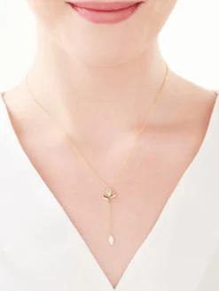Outlet Apart Naszyjnik z żółtego złota z diamentem - liście - 0,004 ct - próba 375