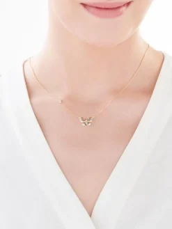 Apart Naszyjnik z żółtego złota z diamentami - motyl - 0,02 ct - próba 375< Naszyjniki
