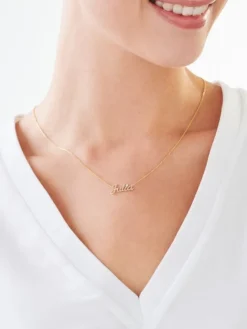 Apart Naszyjnik z żółtego złota z diamentem - Julia - 0,005 ct - próba 375< Naszyjniki