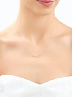 Hot Apart Naszyjnik z żółtego złota z diamentami - 0,04 ct - próba 585