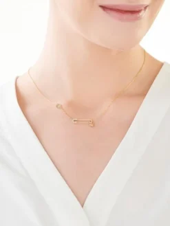 Apart Naszyjnik z żółtego złota z diamentami - agrafka, serce - 0,02 ct - próba 375
