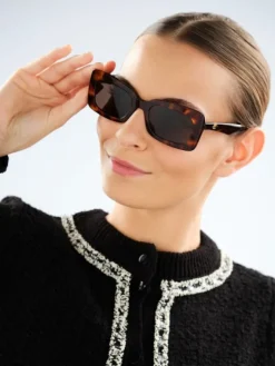 Elixa Okulary przeciwsłoneczne damskie, prostokątne, brązowe< Okulary Przeciwsłoneczne