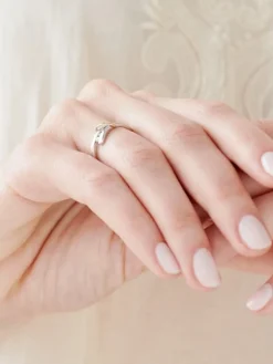 Apart Pierścionek z białego i żółtego złota z brylantami - 0,05 ct - próba 585< Pierścionki