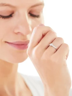 Clearance Apart Pierścionek z białego złota z diamentami - 0,12 ct - próba 585