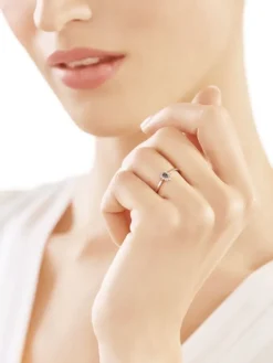 Apart Pierścionek z białego złota z diamentami - 0,04 ct - próba 375< Pierścionki