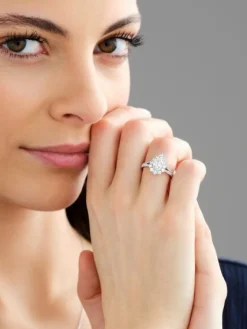 Apart Pierścionek z białego złota z diamentami - SI1/H - 1,65 ct - próba 750< Pierścionki