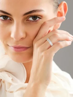 Apart Pierścionek z białego złota z diamentami laboratoryjnymi - Eternity - 5,25 ct - próba 750< Pierścionki