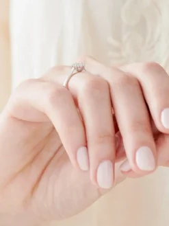 Apart Pierścionek z białego złota z brylantami - 0,30 ct - próba 585< Pierścionki