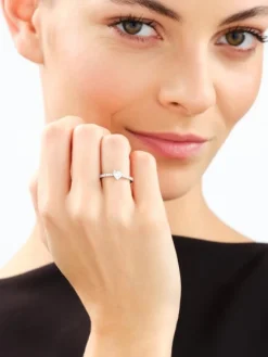 Apart Pierścionek z białego złota z diamentami laboratoryjnymi - serce - 0,67 ct - próba 585< Wszystkie
