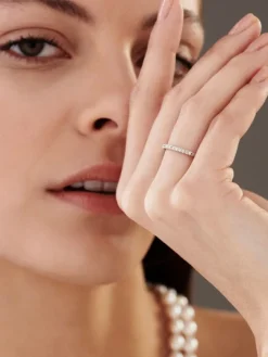 Online Apart Pierścionek z białego złota z brylantami - 0,20 ct - próba 585
