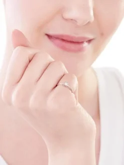 Apart Pierścionek z białego złota z brylantem - serce - 0,06 ct - próba 585< Wszystkie