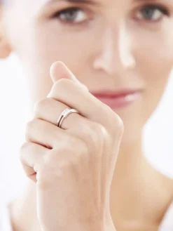 Apart Pierścionek z białego złota z brylantami - 0,11 ct - próba 585< Pierścionki