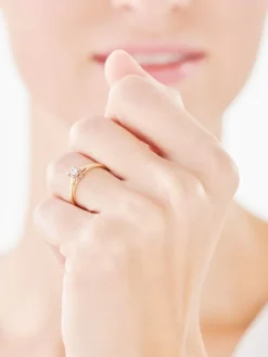 Apart Pierścionek z żółtego i białego złota z brylantem - serce - 0,06 ct - próba 585< Wszystkie