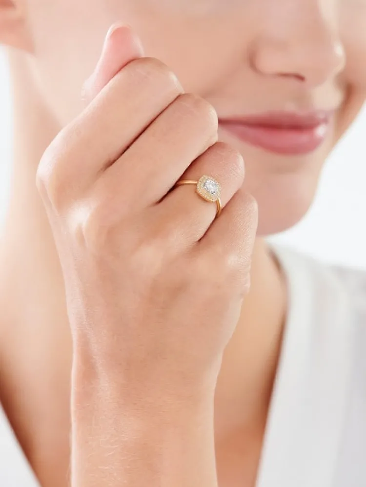 Apart Pierścionek z żółtego i białego złota z diamentami - 0,23 ct - próba 585< Pierścionki