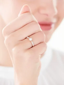Best Apart Pierścionek z żółtego i białego złota z brylantami - 0,25 ct - próba 585