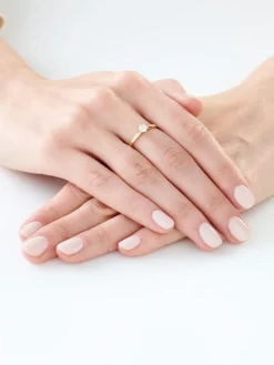 Apart Pierścionek z żółtego i białego złota z brylantem - SI2/H-I - 0,23 ct - próba 585< Pierścionki