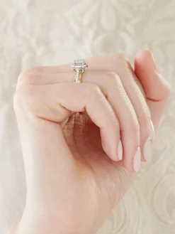 Clearance Apart Pierścionek z żółtego i białego złota z brylantami - 0,43 ct - próba 585