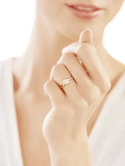 Apart Pierścionek z żółtego i białego złota z brylantami - 0,07 ct - próba 585< Pierścionki