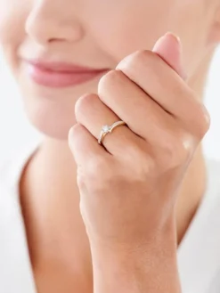 Clearance Apart Pierścionek z żółtego i białego złota z brylantami - 0,10 ct - próba 585