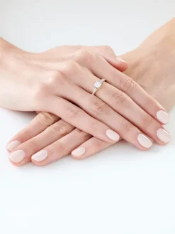 Best Apart Pierścionek z żółtego złota z brylantami - 0,19 ct - próba 585