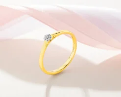 Apart Pierścionek z żółtego złota z diamentem - 0,003 ct - próba 375< Pierścionki