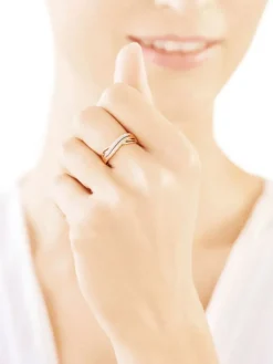 Apart Pierścionek z żółtego złota z diamentami - 0,04 ct - próba 585< Pierścionki