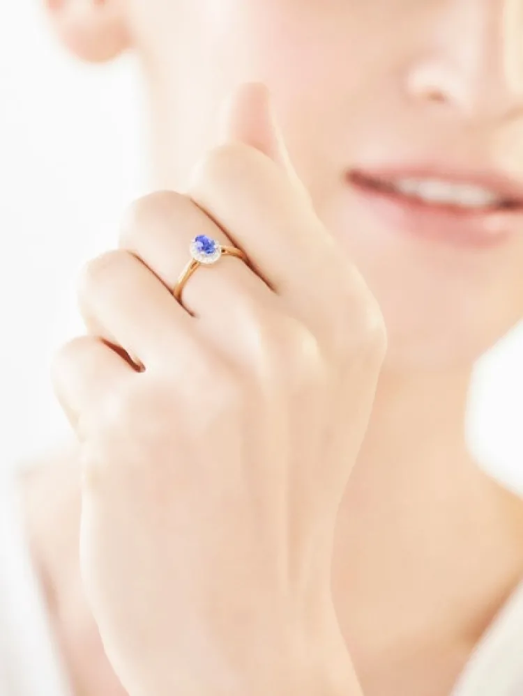 Apart Pierścionek z żółtego złota z diamentami i tanzanitem - próba 585< Pierścionki