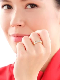 Apart Pierścionek z żółtego złota z diamentami - 0,08 ct - próba 585< Pierścionki
