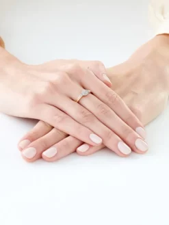 Apart Pierścionek z żółtego złota z diamentami - 0,12 ct - próba 585< Pierścionki